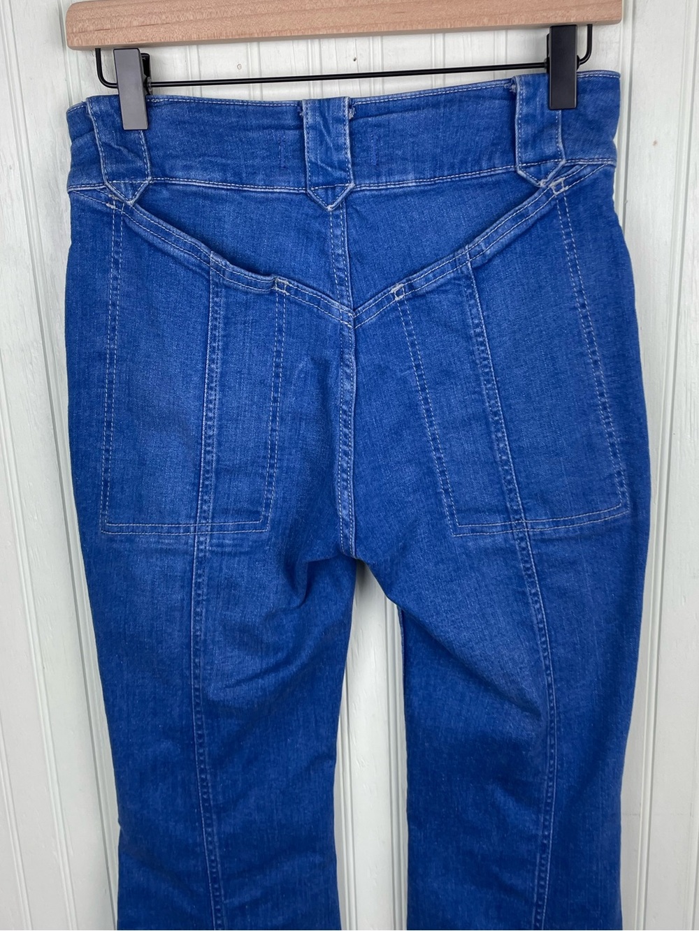 Free People Layla Boho High Rise Flare Leg Jeans Size 26 Electric Blue Denim - Picture 6 of 11